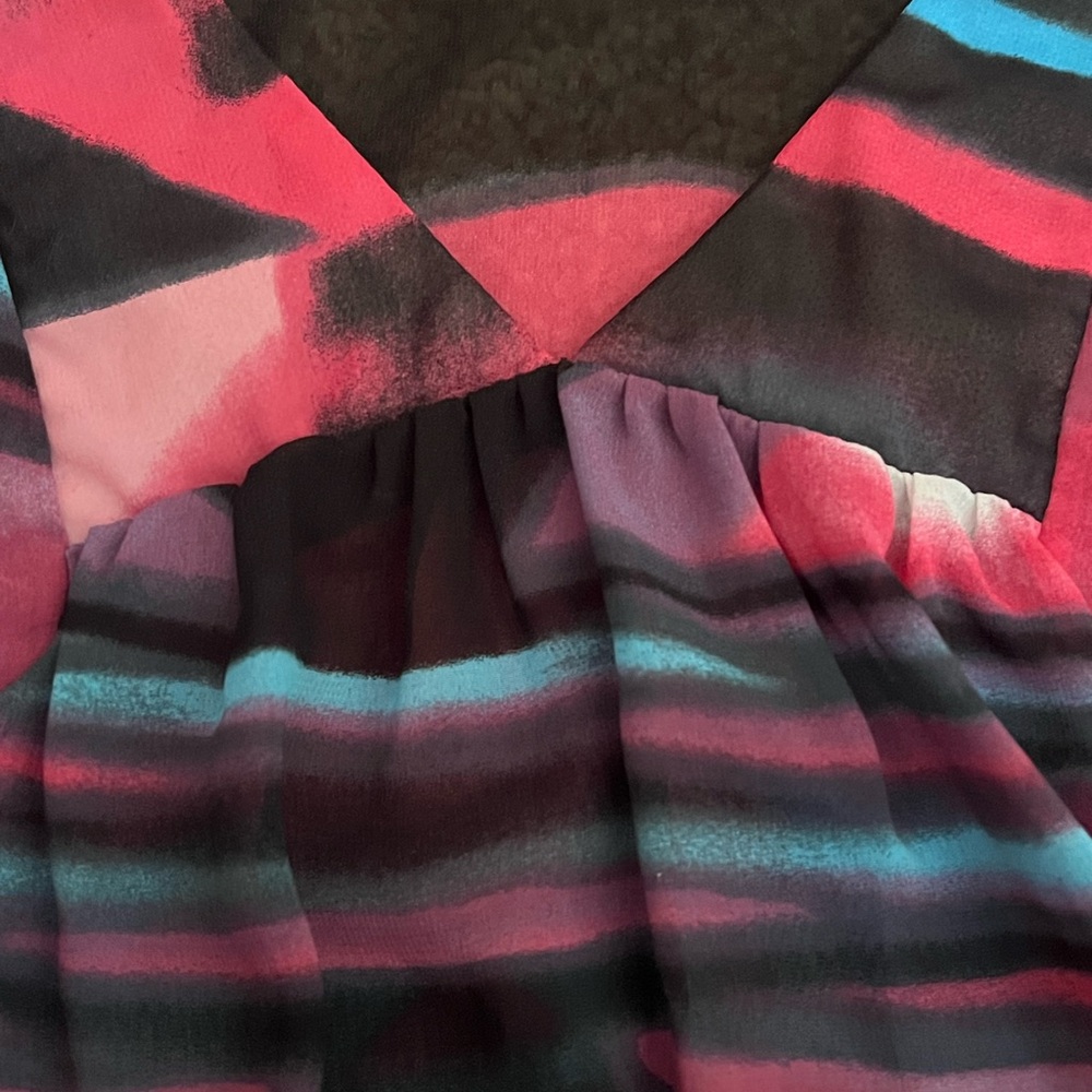 Y2K Vintage Charlotte Russe Flowy Sheer‎ Abstract Multicolor V-Neck Blouse - Picture 2 of 4